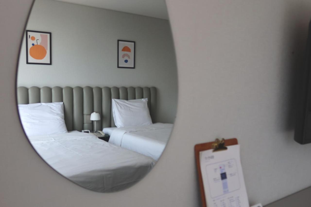 Hotel Seogwipean Seogwipo Exteriör bild