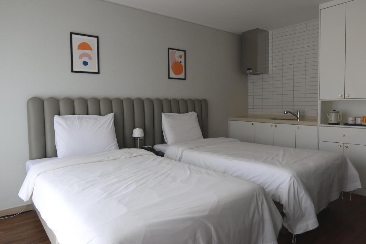 Hotel Seogwipean Seogwipo Exteriör bild